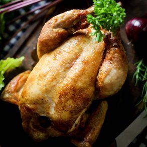 Hel kologisk Kylling